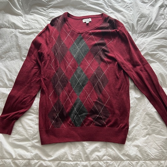 Croft & Barrow Mens Burgundy & Gray Argyle Lightweight V-Neck Sweater Small - Picture 2 of 9
